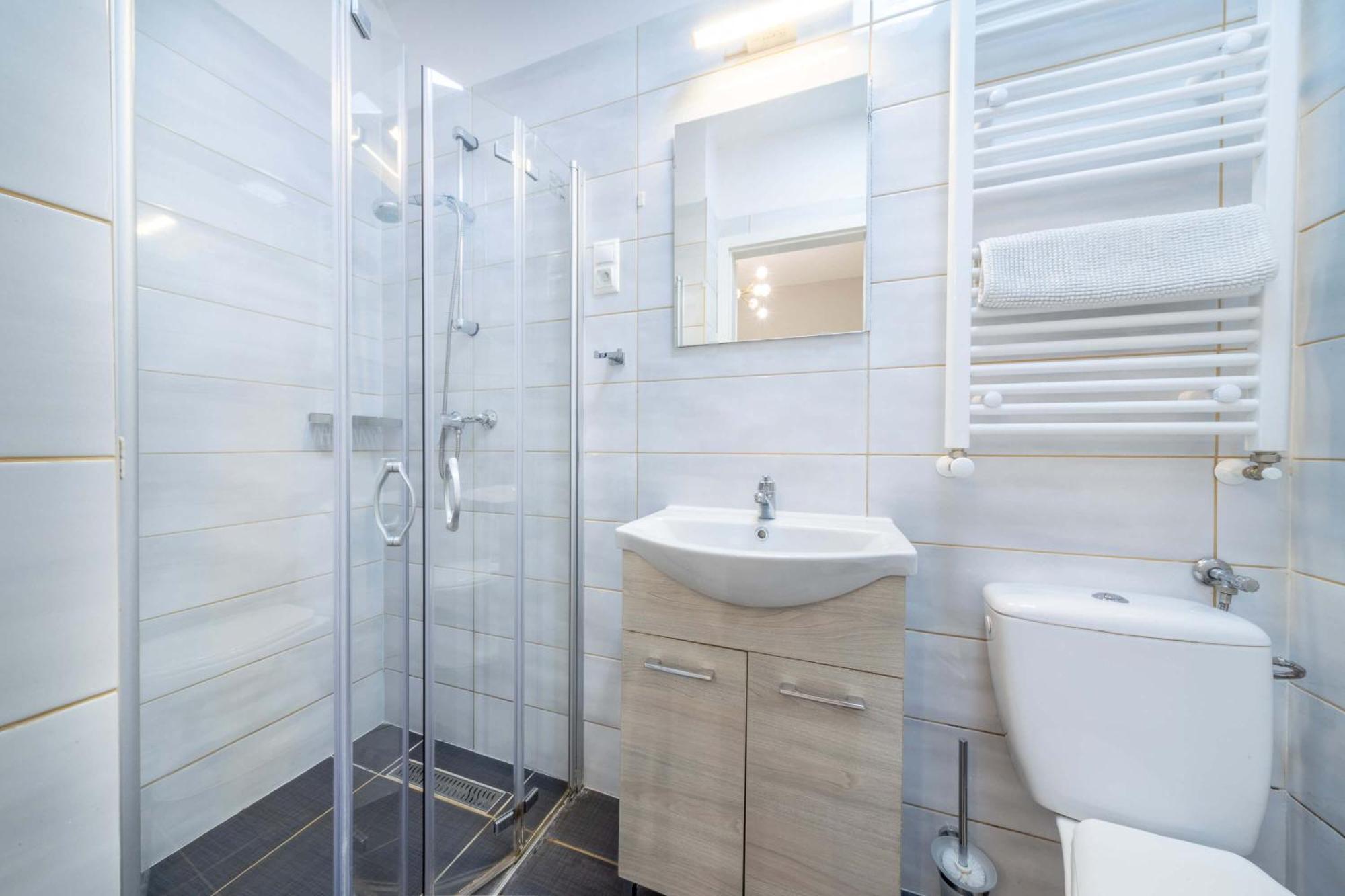 Js Modern Downtown Studios-self Check-in Apartment Budapest