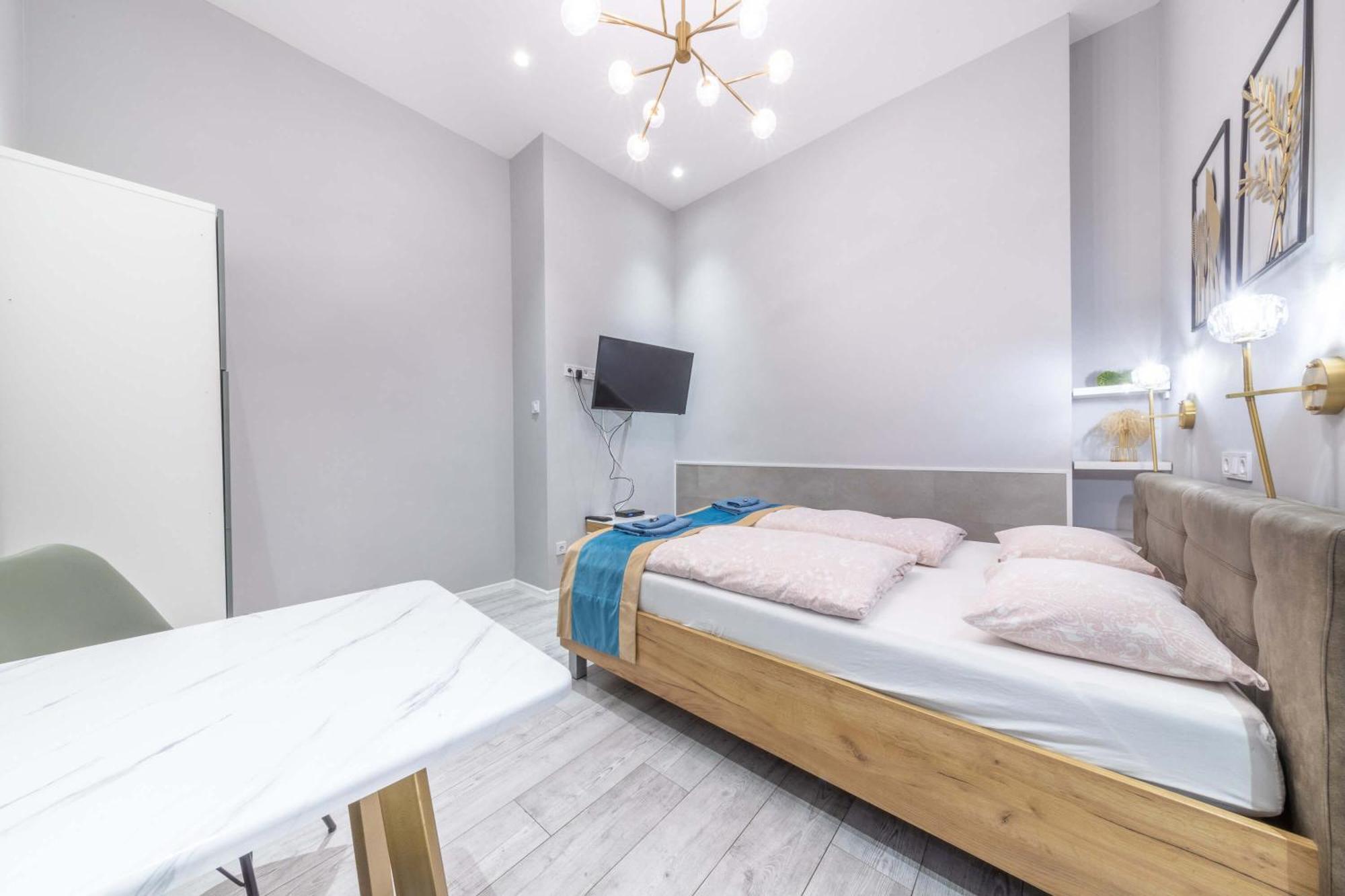 Js Modern Downtown Studios-self Check-in Apartment